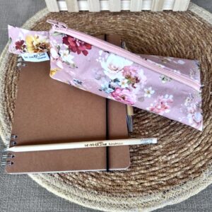 Τριγωνική κασετίνα Blush Rose Case