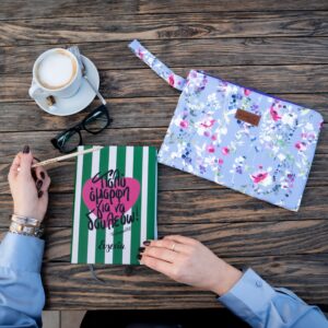 Πλακέ Τσαντάκι Floral Harmony  Lilac Blue