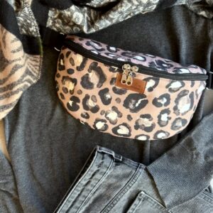 Χειροποίητο τσαντάκι μέσης Leopard Cocoa – Warm Motion