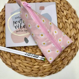 Τριγωνική κασετίνα  DAISIES PINK