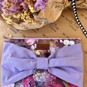 Premium πλακέ τσαντάκι FLORAL BOW LILA