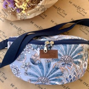 Χειροποίητο τσαντάκι μέσης FLORAL BLUE