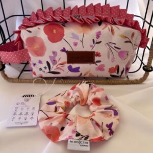 Box Νεσεσέρ με scrunchie | floral